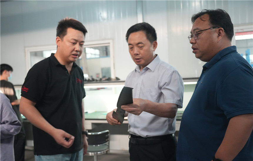 Mayor of Jiyuan Visits and Inspects Ruiyi Factory